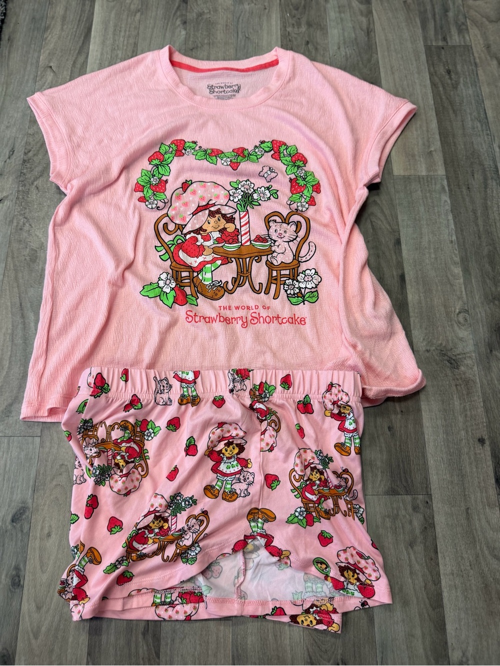 Strawberry Shortcake Pink Pajama Set XS (0–2) Top & Shorts